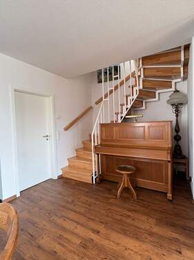 Treppenaufgang im EG - 