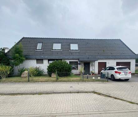 Ansicht Haus von Vorne - 4 Zimmer Etagenwohnung in Wulfsen