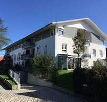 Sonnig, helle 2- Zi. Seniorenwhg. barrierefrei, Aufzug, Terrasse; Küche - Pürgen