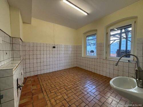 VUB0002241-7 - 