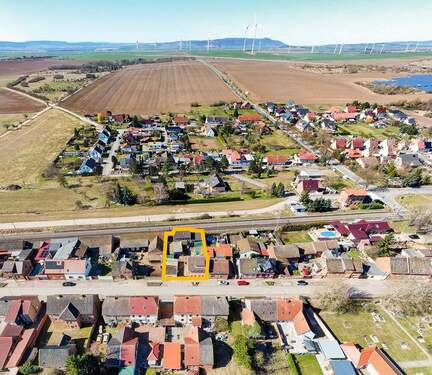 ungefähre Grundstücksgrenze - Mehrfamilienhaus, Wohnhaus zum Kaufen in Artern/Unstrut