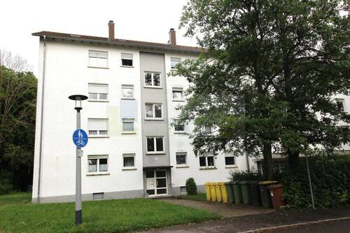 Vorderansicht - 3-Zimmer-Wohnung mit Balkon und Garage in VS-Villingen - Goldenbühl