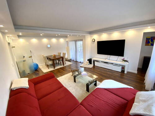 Bild 1 - 2 Zimmer Wohnung Bonn Beuel Balkon separate Küche
