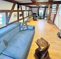 Historisch & saniert: Charmante Dachgeschoss-Maisonette im denkmalgeschützten Fachwerkhaus - Renningen Malmsheim