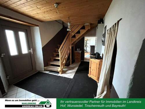 Flur EG - 4 Zimmer Einfamilienhaus zum Kaufen in Konradsreuth