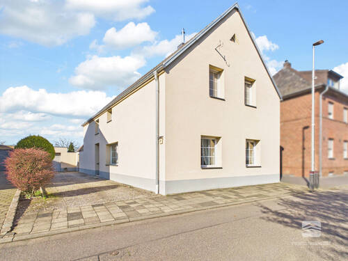 Vorderansicht - 7 Zimmer Einfamilienhaus zum Kaufen in Heinsberg