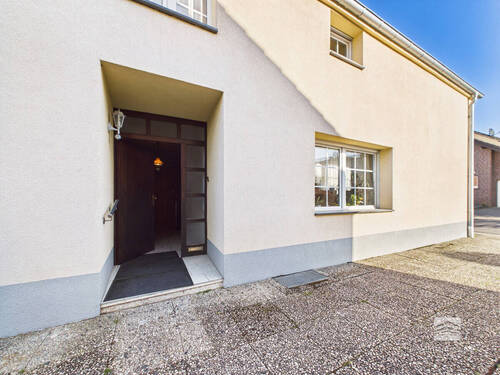 Haueingang - Einfamilienhaus mit 145,80 m&sup2; in Heinsberg zum Kaufen