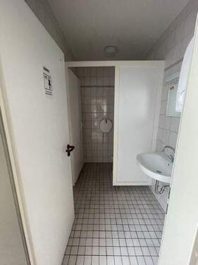 getrennte Toiletten - 