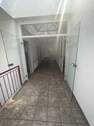 Separates Treppenhaus und Flur 1. OG - 