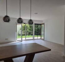 Ruhige, lichtdurchflutete 2-Zimmer Gartenwohnung - 59 qm - mit Südterrasse im Münchner Norden - Pullach