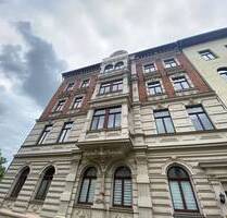 Balkon, Einbauküche und Tageslichtbad mit Wanne - Magdeburg Sudenburg