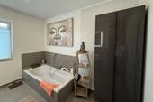 und Badewanne - 