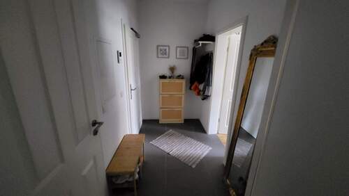 Flur - 2 Zimmer Etagenwohnung zur Miete in Leipzig