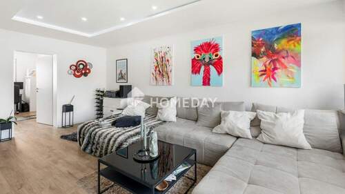 Wohnzimmer 2 - 3 Zimmer Etagenwohnung zum Kaufen in Trostberg