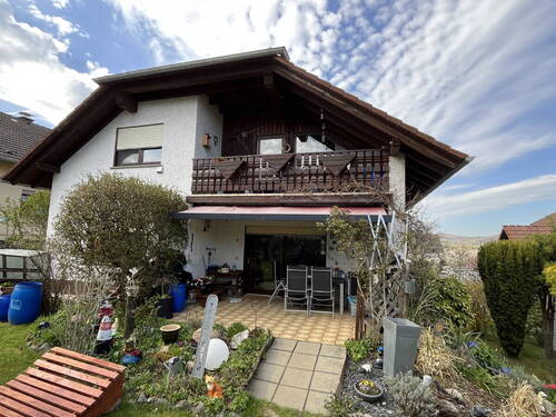 BILD3 - 7 Zimmer Mehrfamilienhaus, Wohnhaus in Brachttal