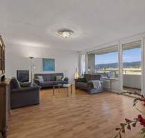 Viel Raum zum Wohlfühlen - großzügige 2-Zimmer-Wohnung mit Loggia in Ettlingen