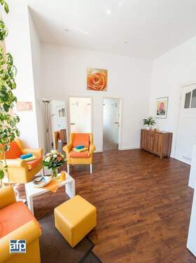 Wartebereich/Wohnen bzw. SZ - 