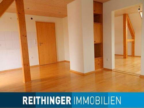 Bild1 - Dachgeschoßwohnung mit 3 Zimmern in wunderbar ruhiger Wohnlage