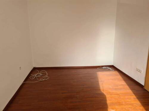 Zimmer 2 - 