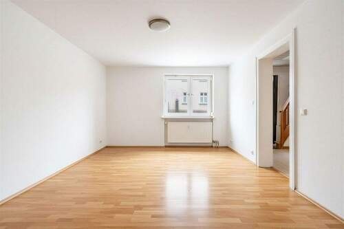 Wohnzimmer - EG - leergeräumt - Einfamilienhaus mit 96,50 m&sup2; in Strausberg zum Kaufen