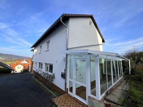 Hauseingangsbereich-Wintergarten - 4 Zimmer Einfamilienhaus in Wächtersbach-Aufenau