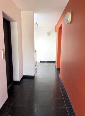 Flur Treppenhaus - 