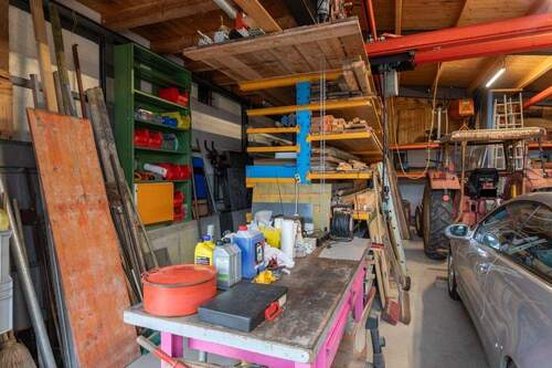 Hallenabteil_innen - 