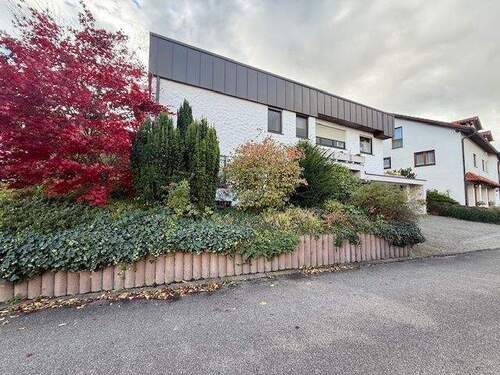 Hausvorderansicht - 9 Zimmer Einfamilienhaus zum Kaufen in Kohlberg