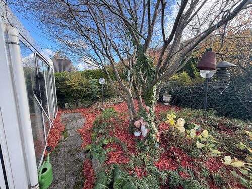 Garten mit Terrasse - 