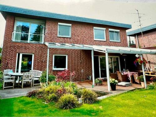 Neues Starbild - Lübeck St. Jürgen, UKSH Nähe, erstklassige Ausstattung, viele Extras, gepflegt, schöner Garten