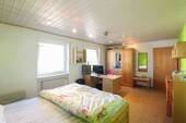 Schlafzimmer 2 - 