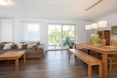 Wohn-/ Essbereich mit Terrassenzugang - Einfamilienhaus mit 258,00 m&sup2; in Mörfelden-Walldorf / Mörfelden zum Kaufen