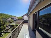 Großer Balkon EG - 