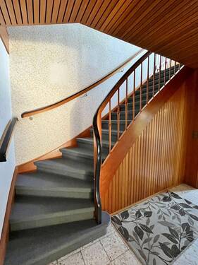 Treppe ins Dachgeschoss - 