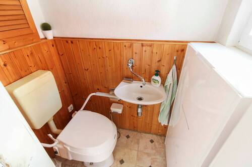 WC - 