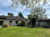Haus Westseite Grundstück - 6 Zimmer Bungalow zum Kaufen in Erlangen
