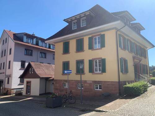 Wohnung im DG - 3 Zimmer Etagenwohnung in Zell am Harmersbach
