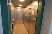 geräumiger Lift - 