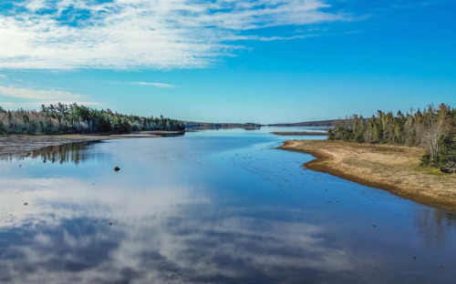WOW-Blick über den Fjord-Ausläufer am Grundstück - Grundstück zum Kaufen in Sable River