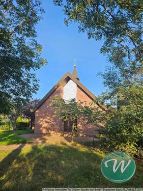 Grünes Ambiente rund um die Liegenschaft - 7 Zimmer Einfamilienhaus in Friedland
