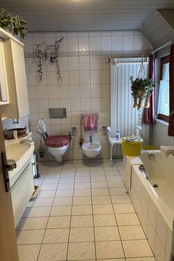 Badezimmer Erdgeschoss - 
