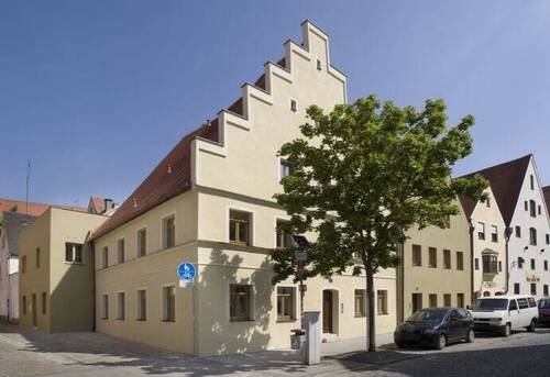Kanalstraße Außenansicht - Dachgeschoss-Wohnung mit Dachterrasse - IN Altstadt