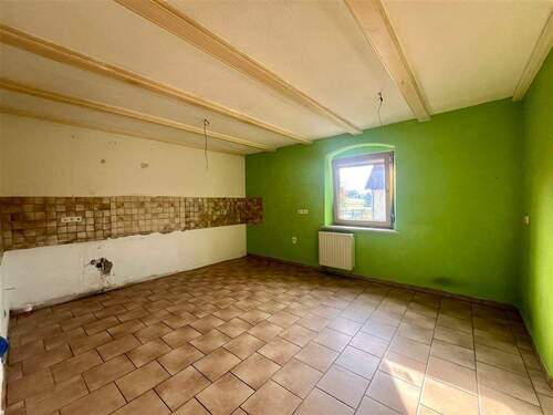 EG Küche - 7 Zimmer Einfamilienhaus in Stegaurach