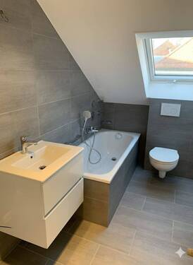 FH555_DG-Wohnung_3_Badezimmer - 