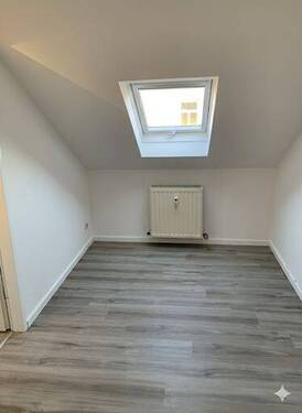 FH555_DG-Wohnung_3_Zimmer_Bild2 - 