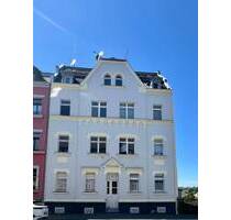 Mehrfamilienhaus teilweise vermietet mit Sanierungsbedarf - Oelsnitz