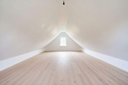 Dachgeschoss mit Heizung - 