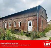 Sanierungsbedürftiges Mehrfamilienhaus - Dahmen Ziddorf