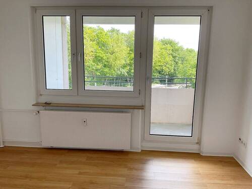 Wohnen Zug. Balkon - 2 Zimmer Etagenwohnung zur Miete in Bielefeld