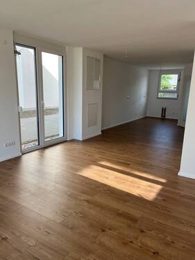 2 - 5 Zimmer Reihenendhaus in Leipzig / Böhlitz-Ehrenberg